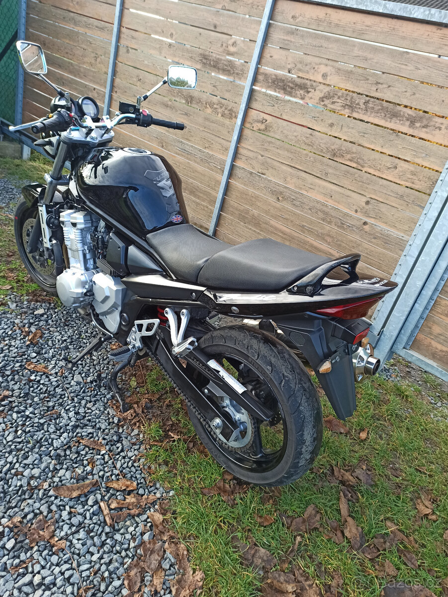 Suzuki GSF 650 Bandit R.V.2009 - 8