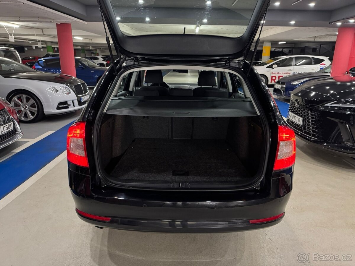 Škoda Octavia II Elegance 1.6TDI 77kW DSG 2011 PERFEKTNÍ - 8