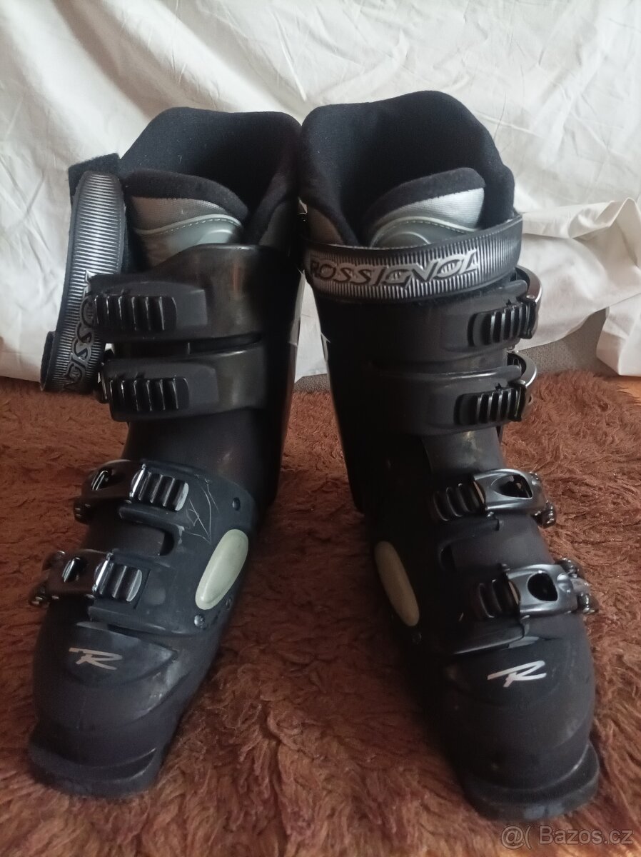 Dámské černé lyžáky Rossignol 26,5 - 8