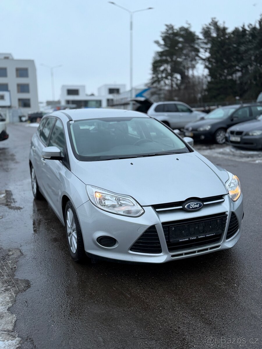 Ford Focus 1.6tdi manual - 8