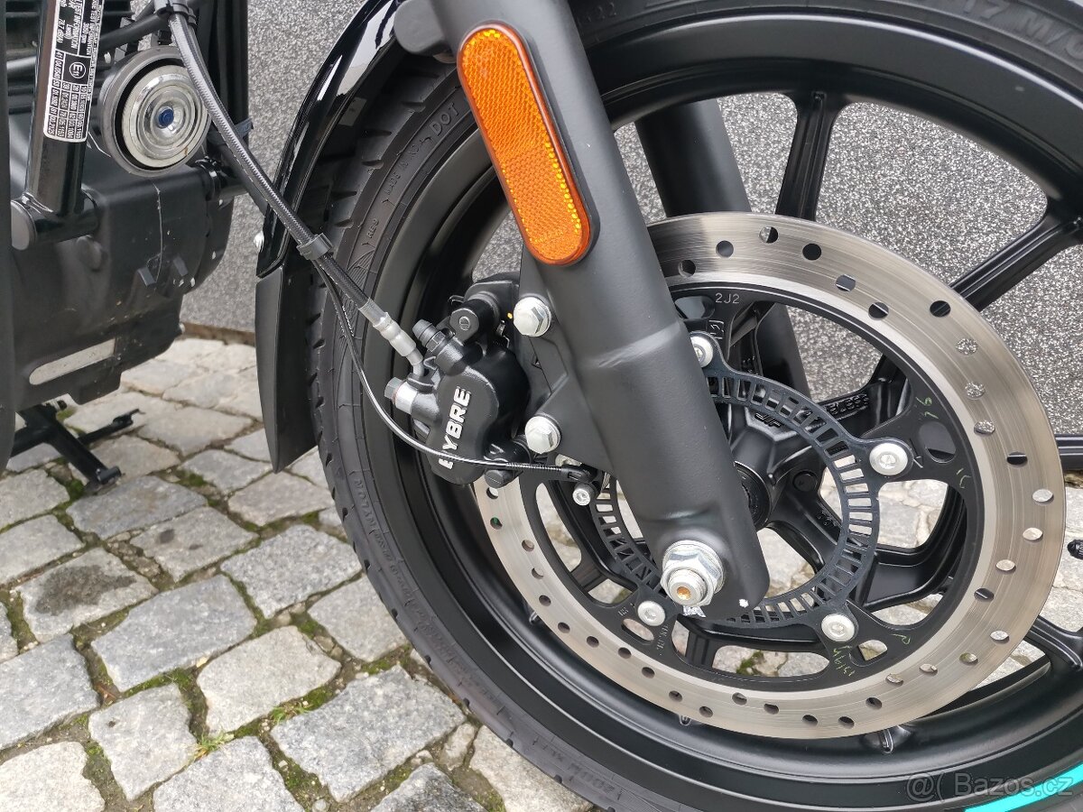 Royal Enfield 350 - 8