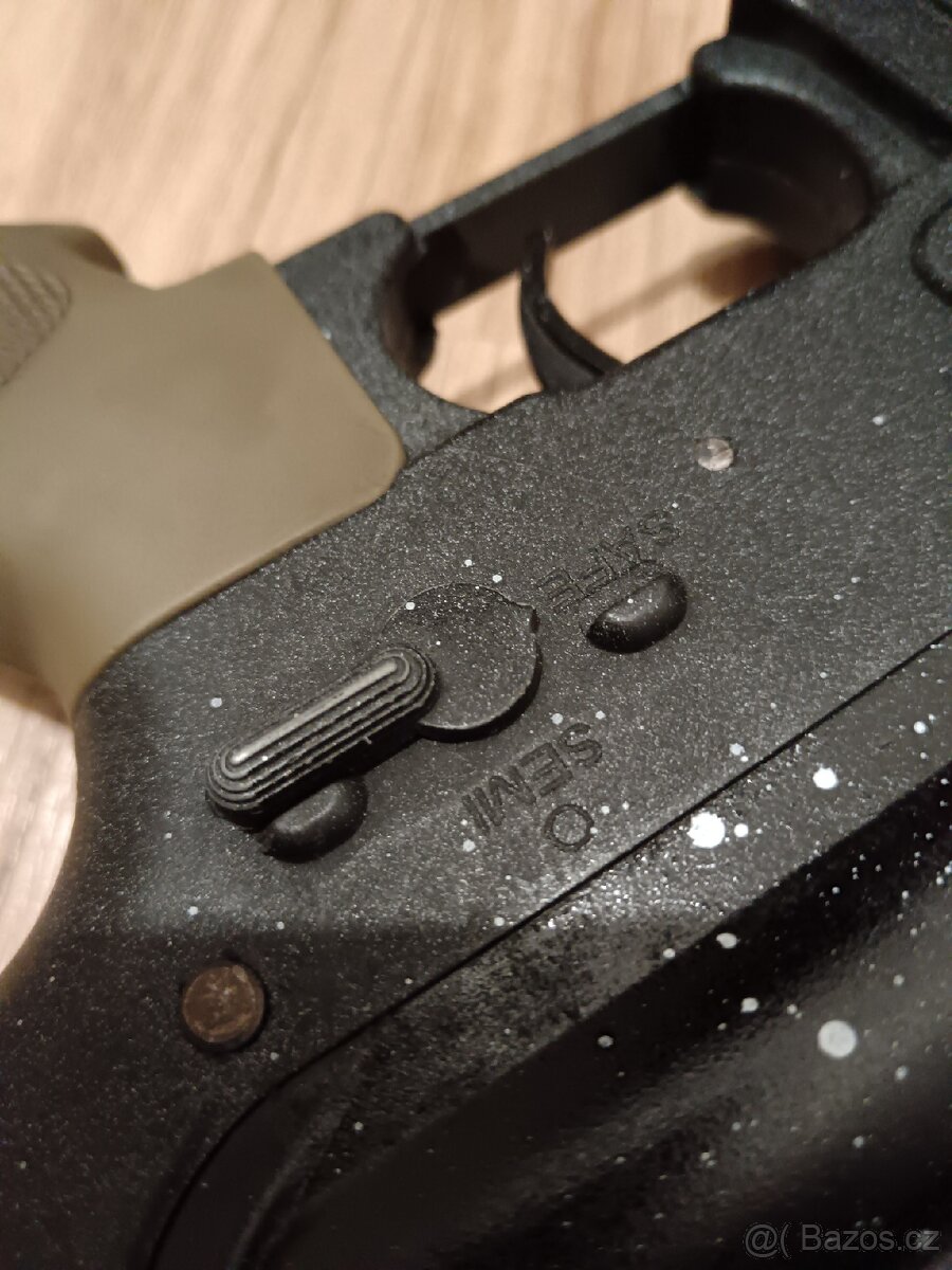 Airsoftová zbraň M4 značka (LANCER TACTICAL) - 8