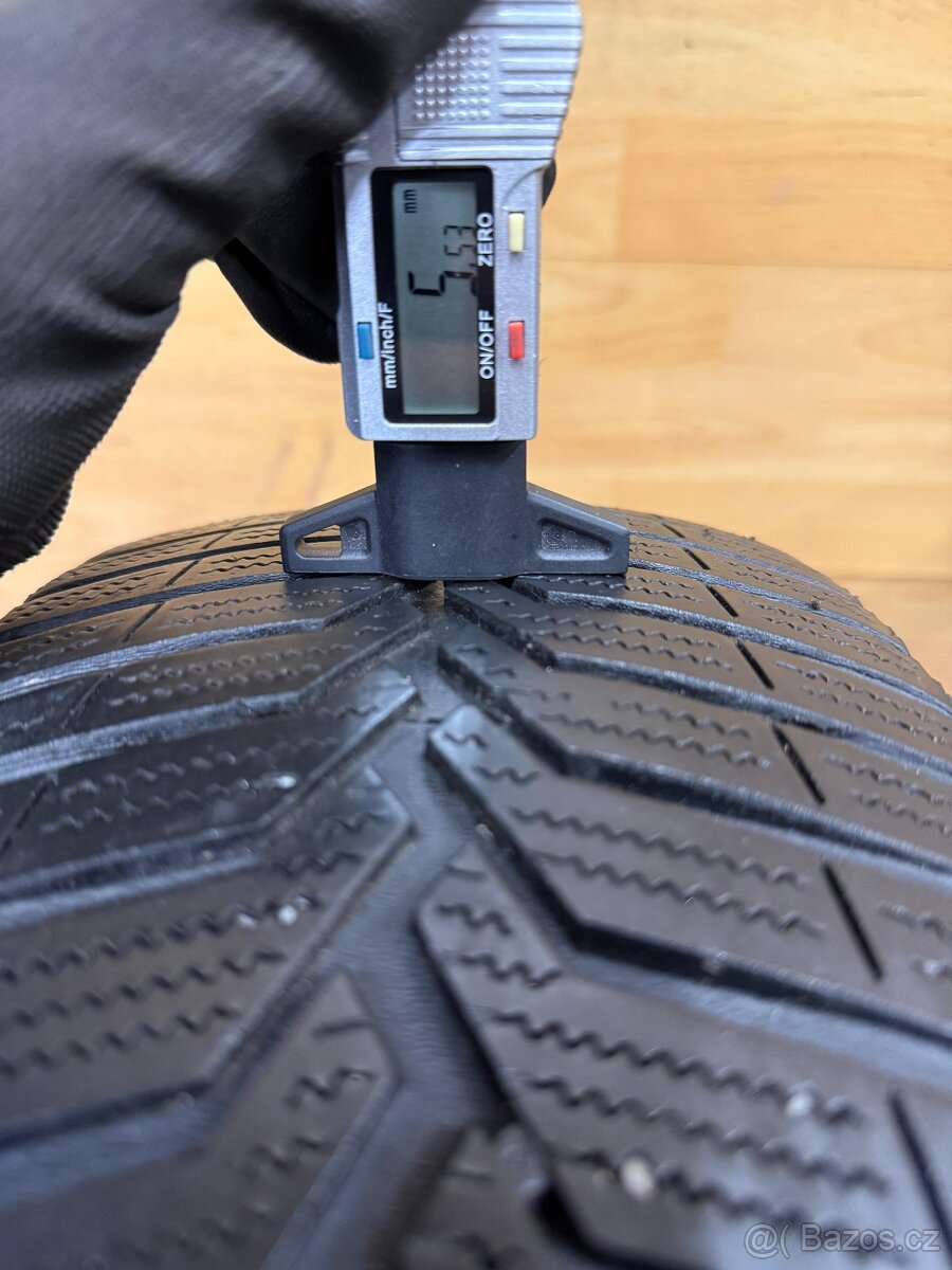 Zimní pneu 185/60/14 - 8