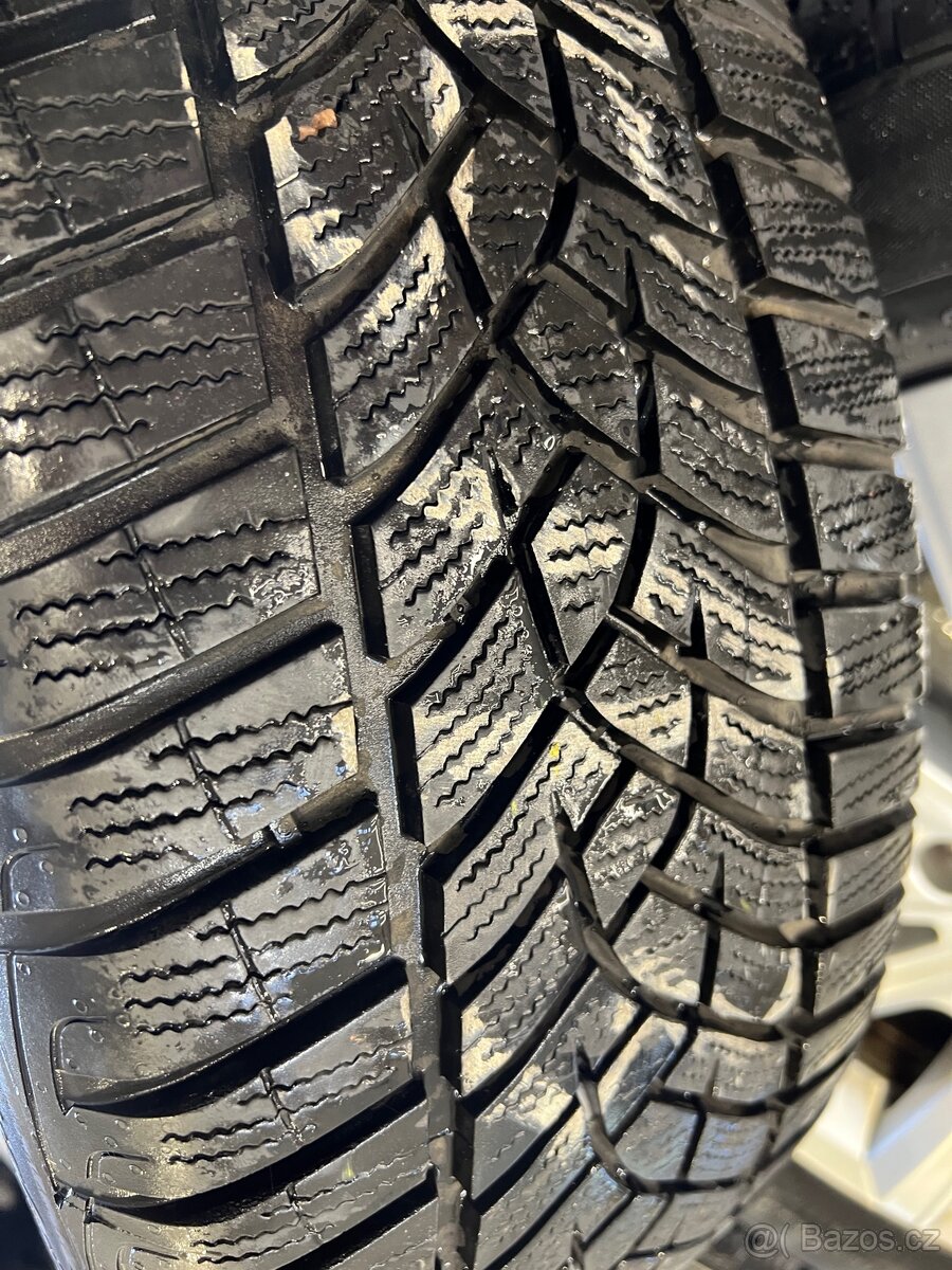 Alu kola r16 VW Škoda Seat 5w112 ET42 - 8