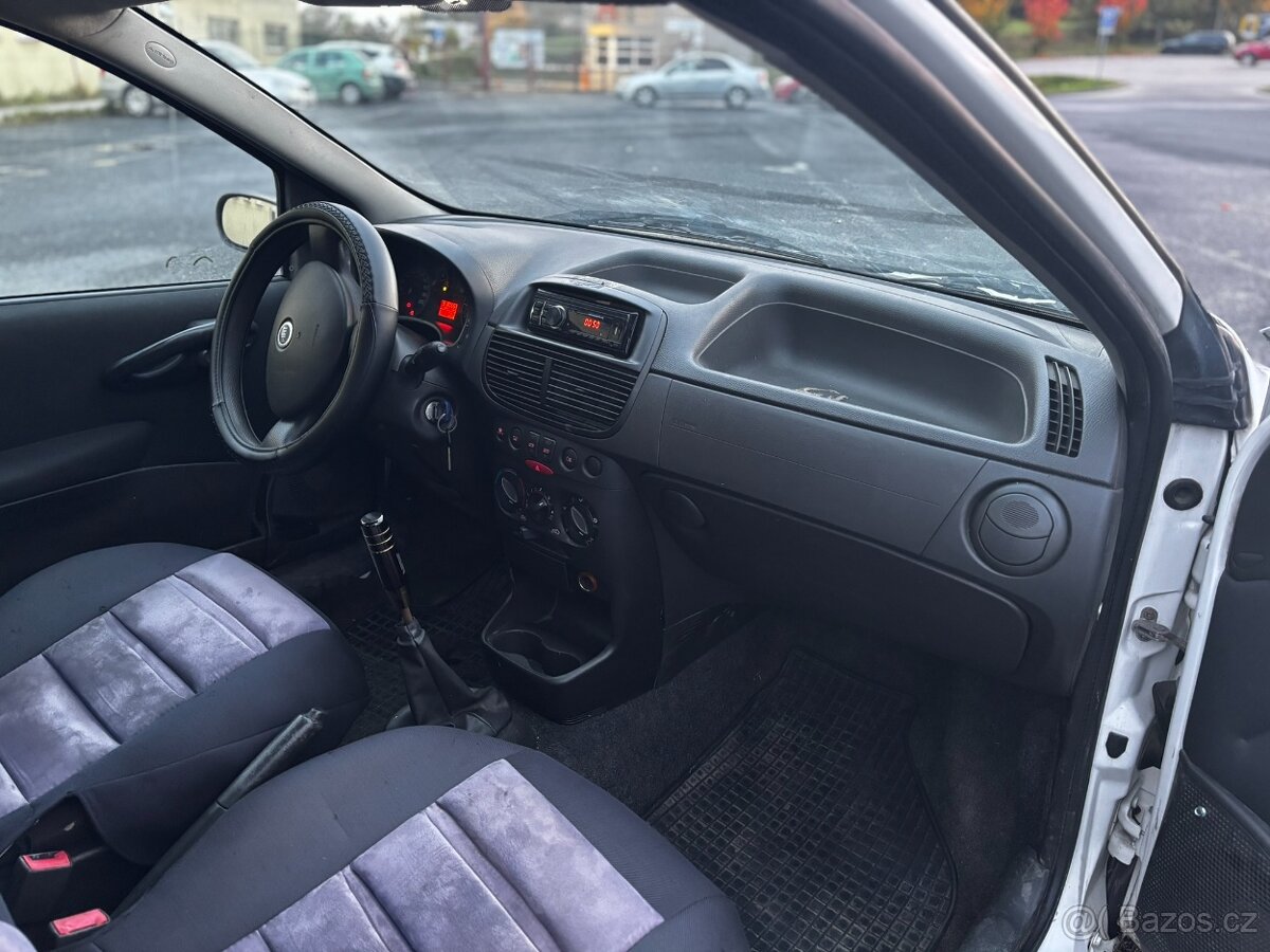 Fiat Punto 1.3 JDT 51kW, RV 2008, Alu, Nízká spotřeba - 8