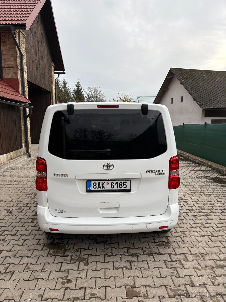 Toyota Proace Verso Family L1 NG16 2.0 D-4D 180 - 8