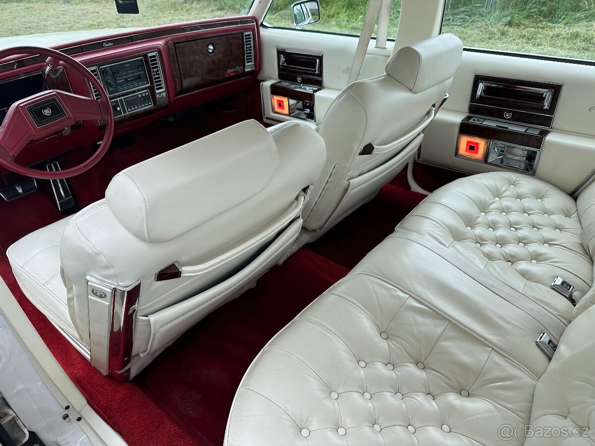 Cadillac Fleetwood d'elegance 5,7liter - 8