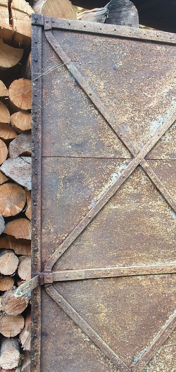 Plechové dveře - 8