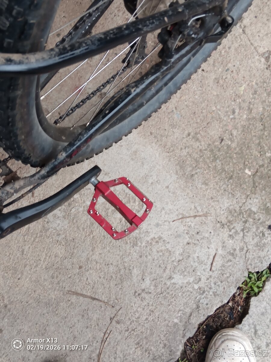 Horské kolo Specialized Rockhopper 27,5" - 8