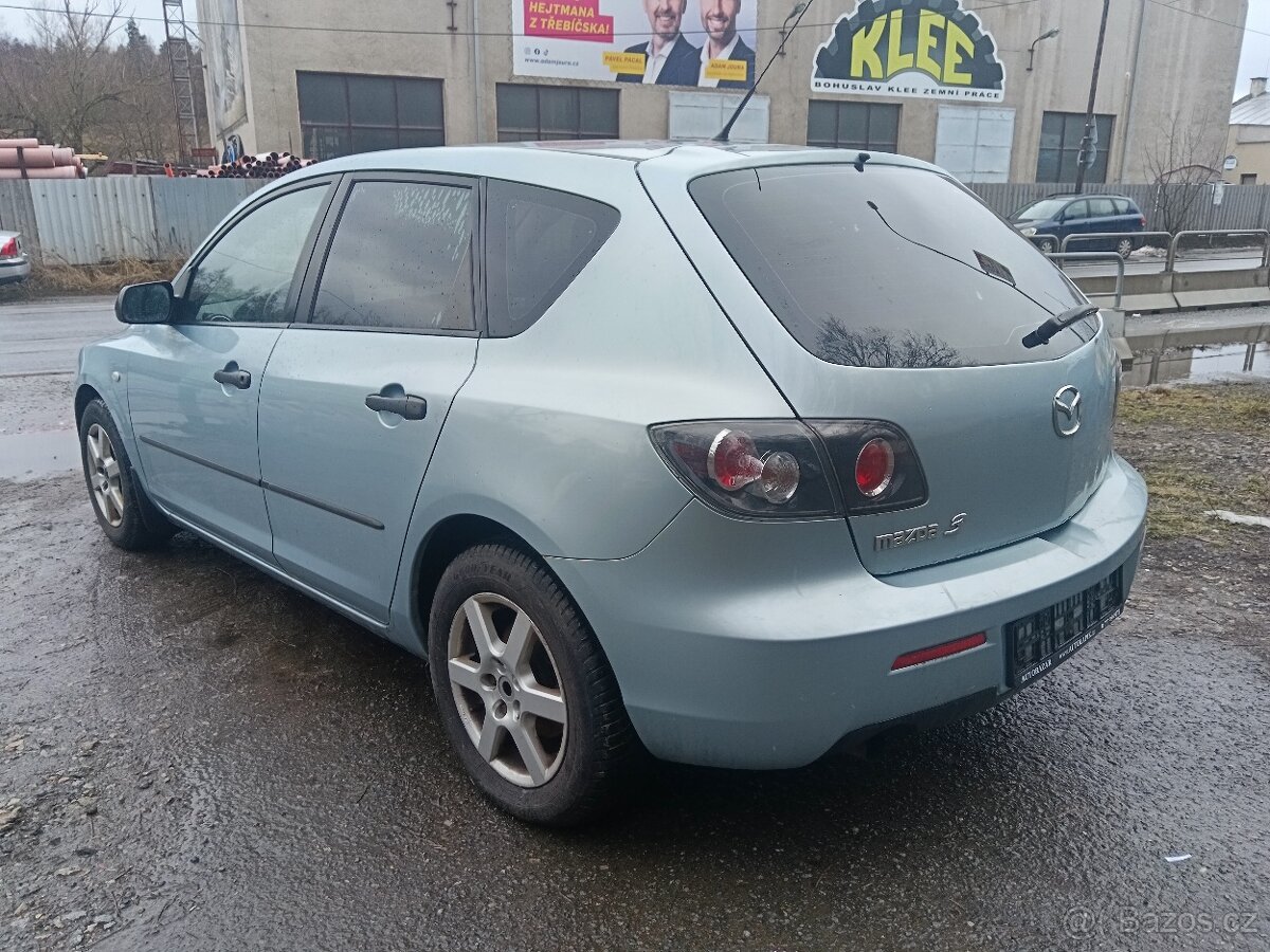 mazda 3 - 8