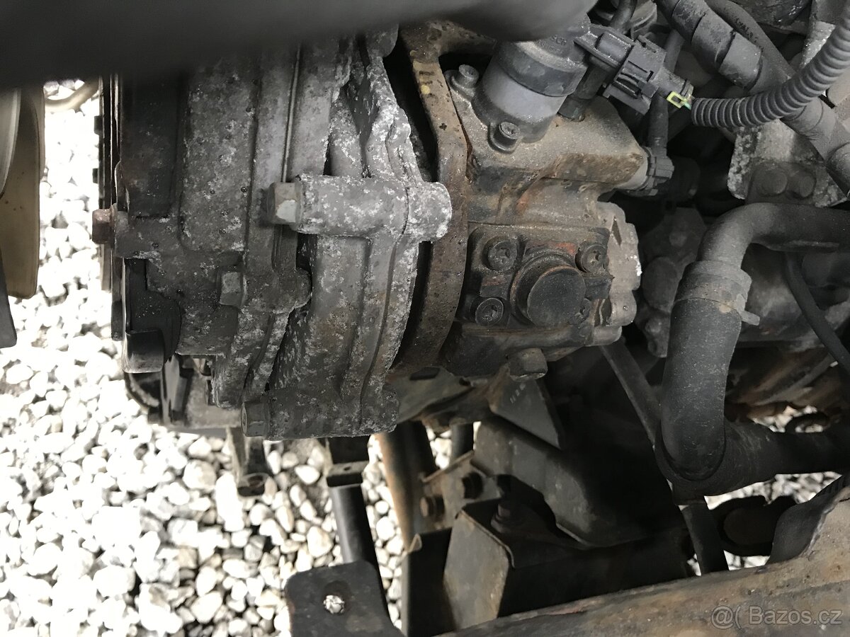 Hyundai H1 2009 2,5CRDI 103kW D4CB - díly - 8