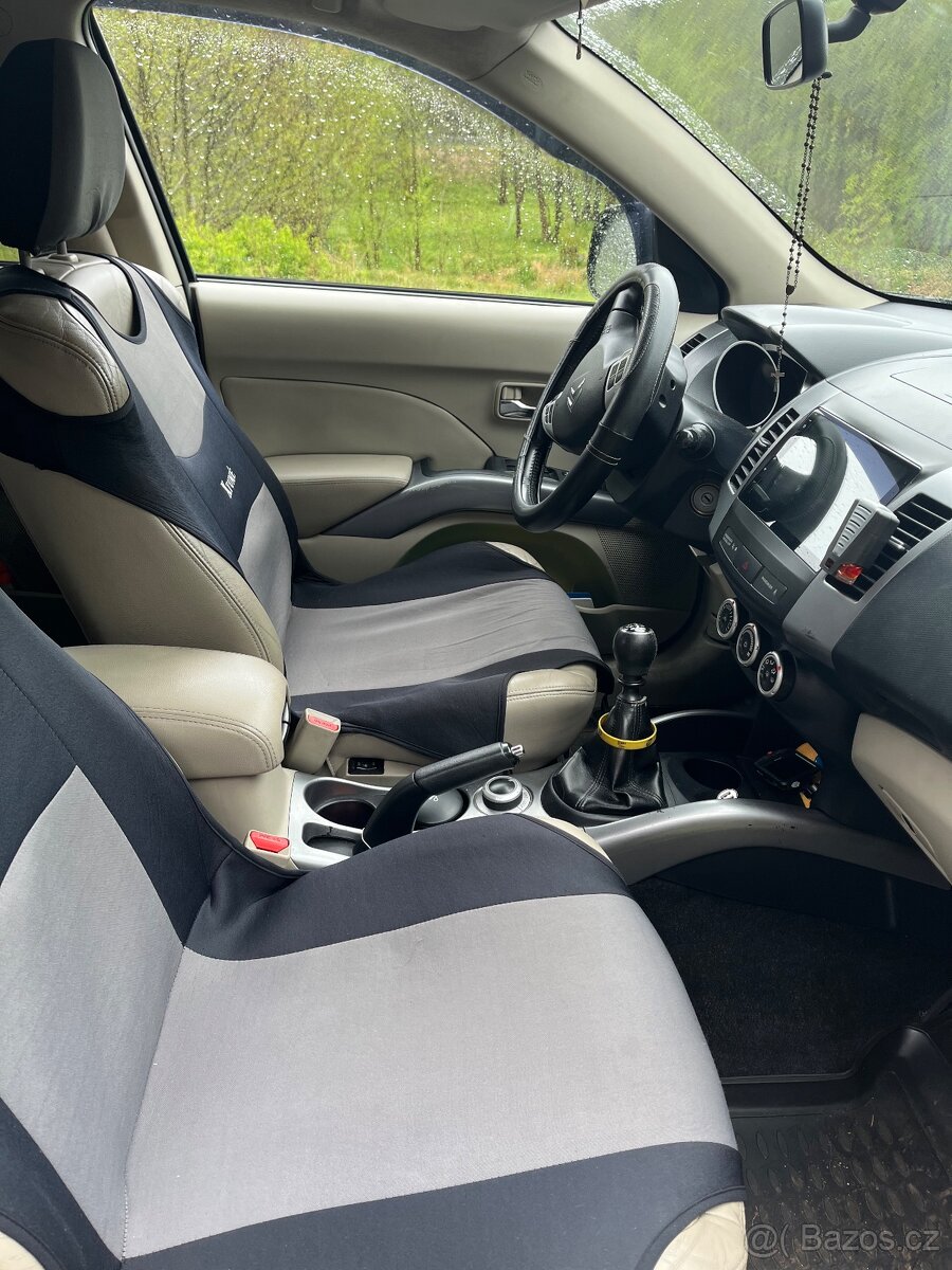 Citroen C-Crosser 4WD 2008 2.2HDi - 8