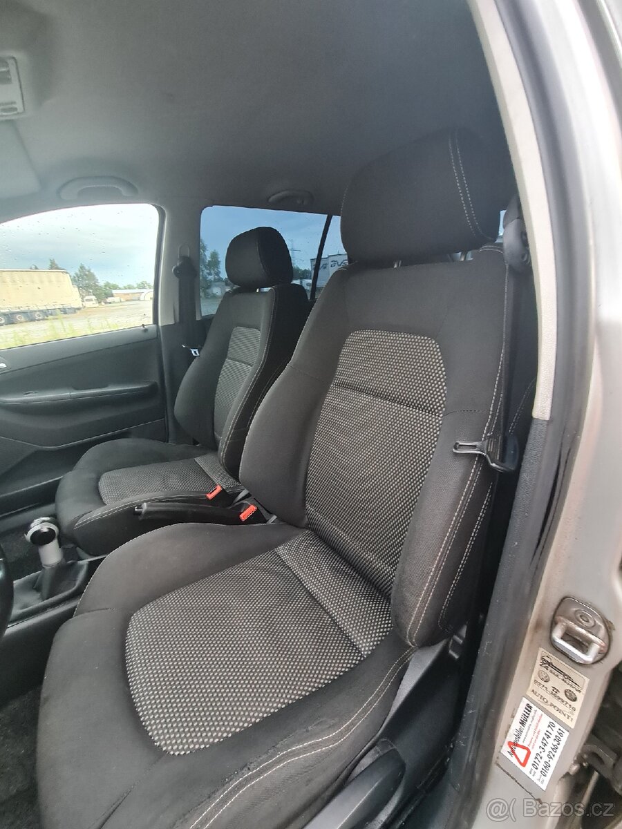 ŠKODA FABIA 1 - 1.4 16v 59kW Benzín - Sportline - 8