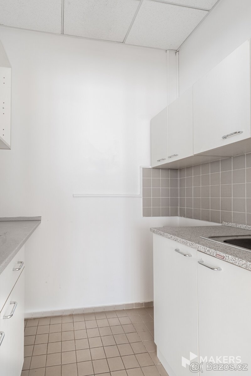 Pronájem kancelářských prostor, 194 m², Na příkopě, Praha - - 8