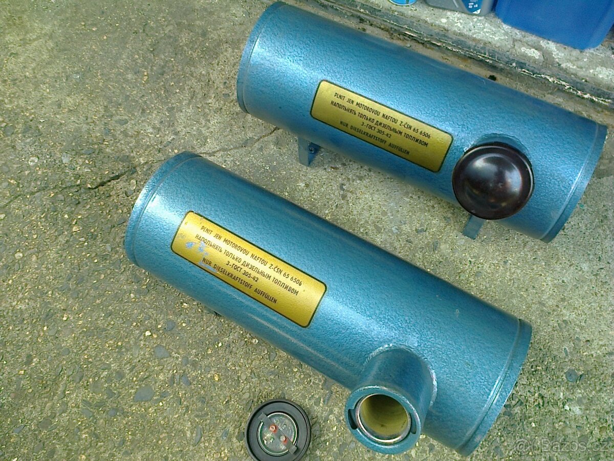 Nádrž paliva přídavná - autojeřáb Praga,Tatra - 8