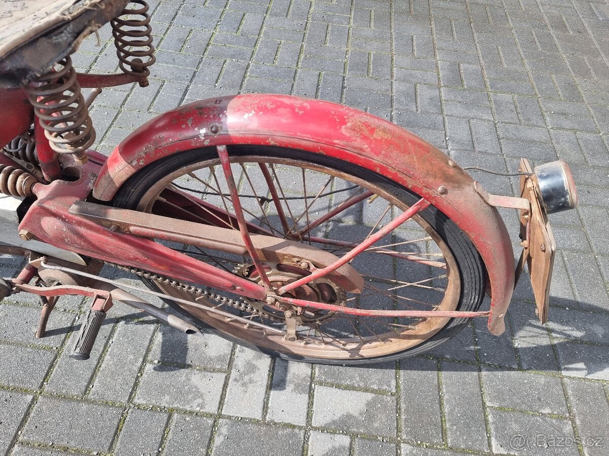 Moto Guzzi Cardelino - 8