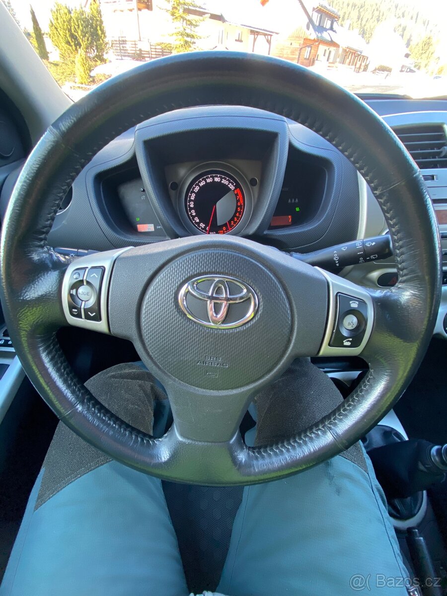 Toyota 1.3 vvt-i 74 kw - 8