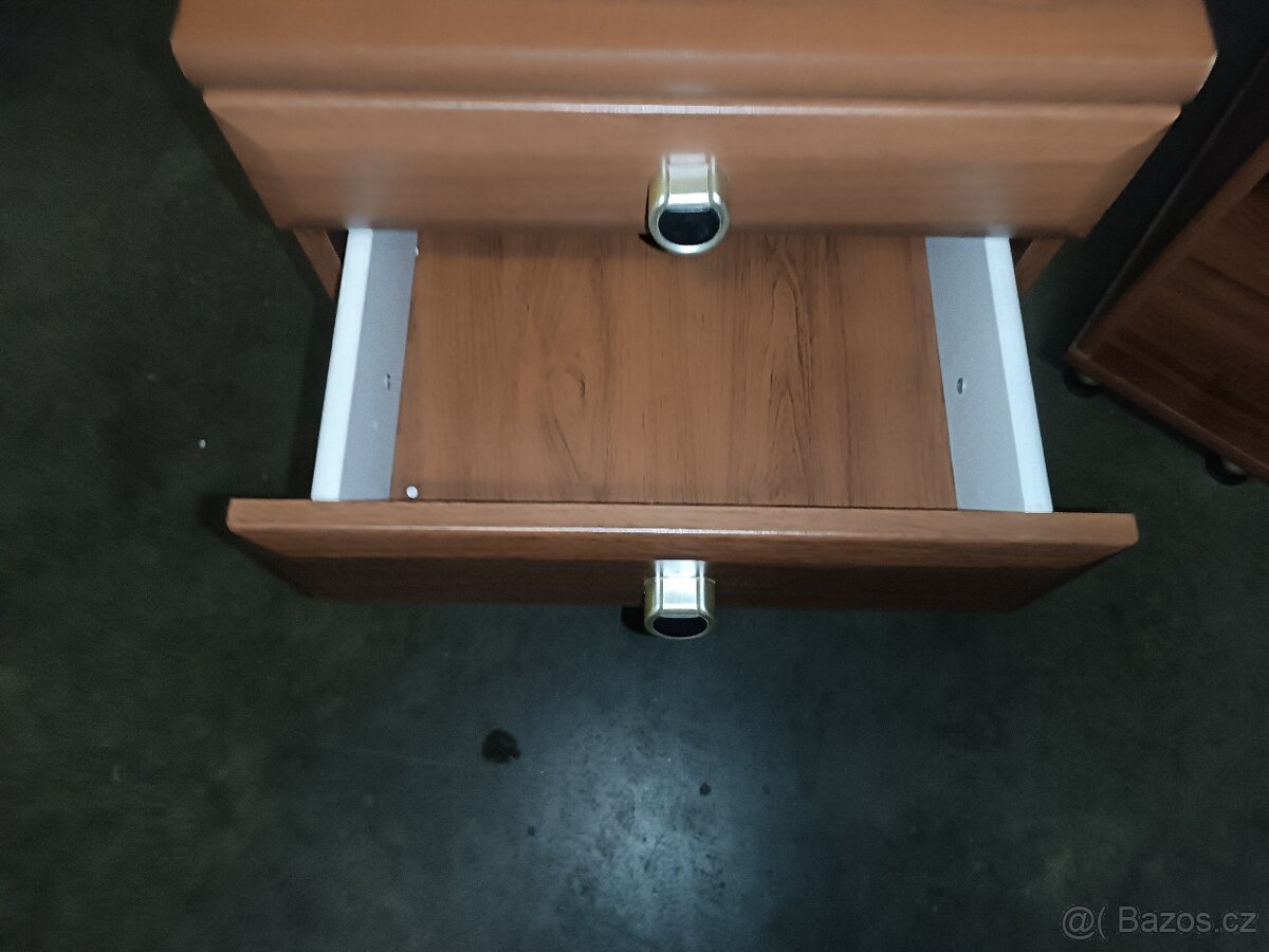 DOVOZ MOŽNÝ rohový stůl s nástavcem možno kontejner. - 8
