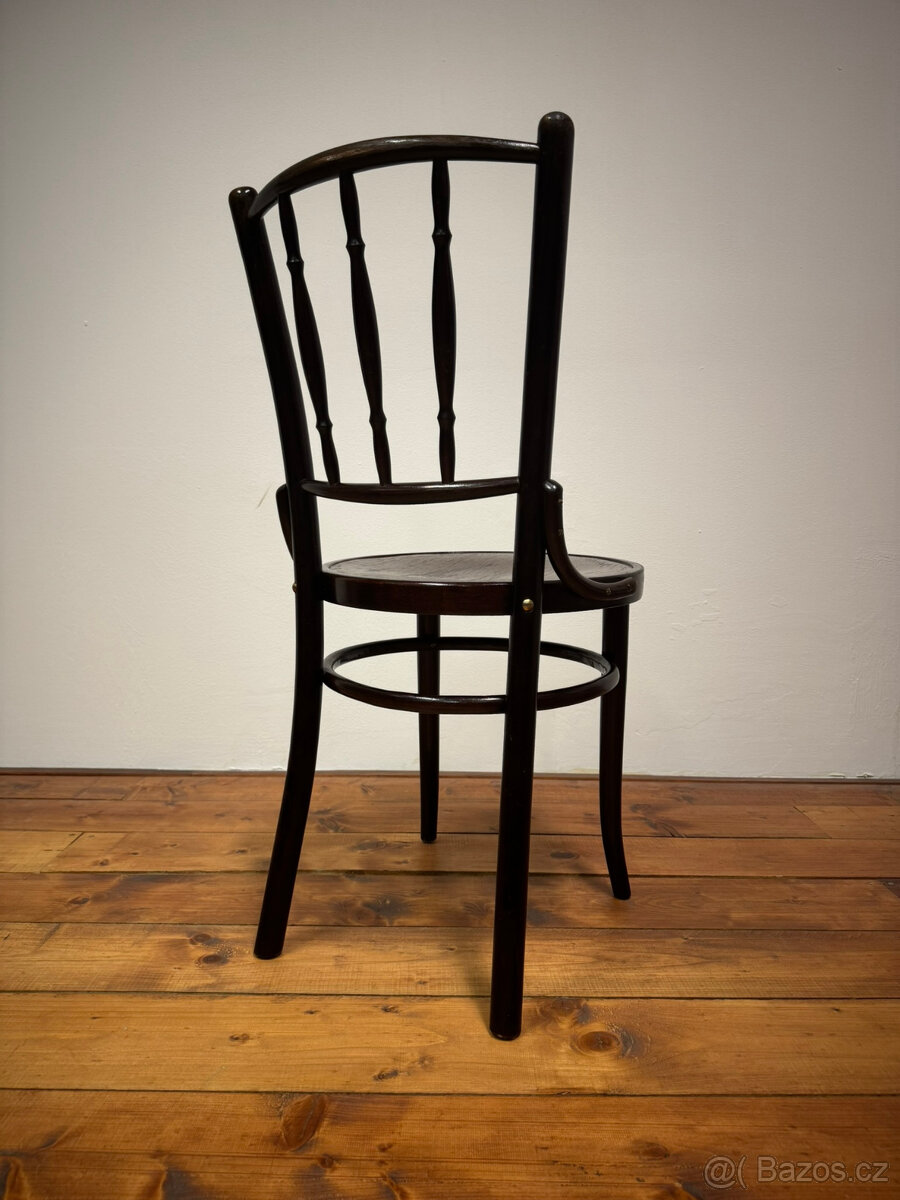 Vyhledávaná klasika - židle TON / Thonet __ 2 kusy - 8