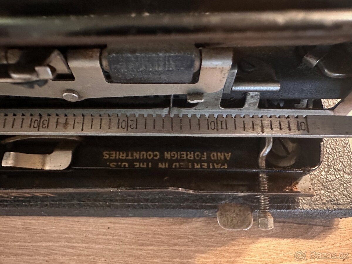 Psací stroj Remington - 8