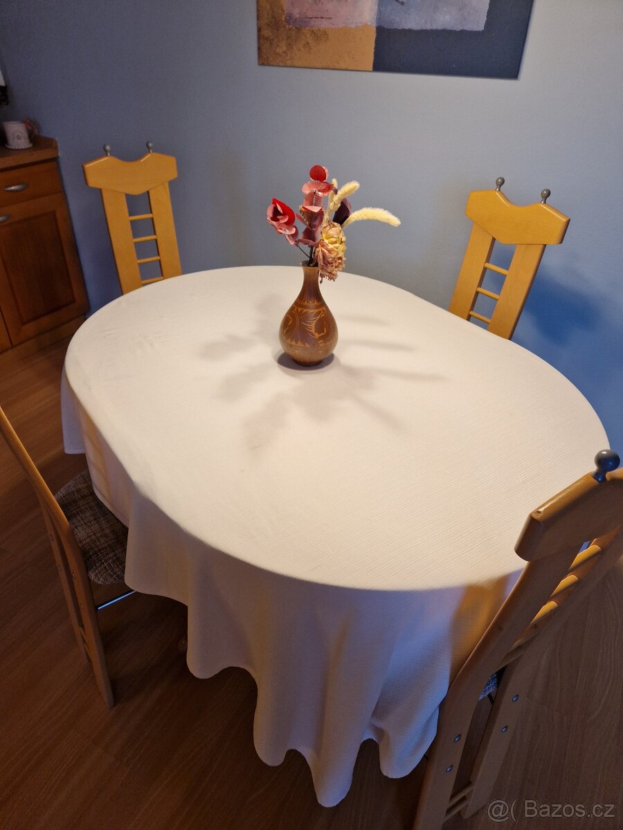 Rozkládací jídelní stůl - 8