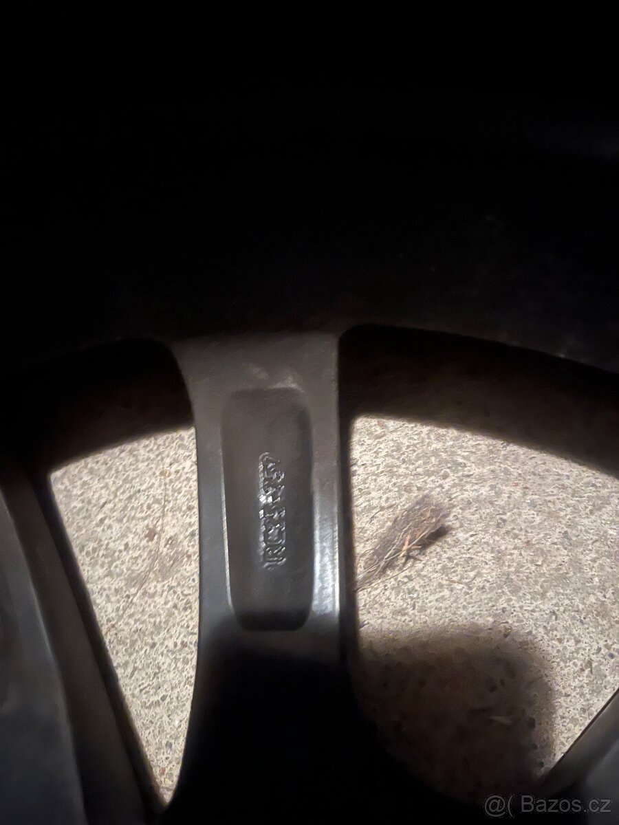 Zimní pneumatiky 17kola - 8