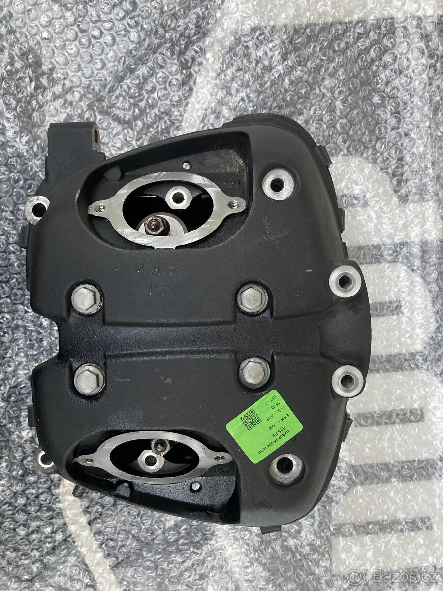 Royal Enfield Himalayan-hlava válce - 8