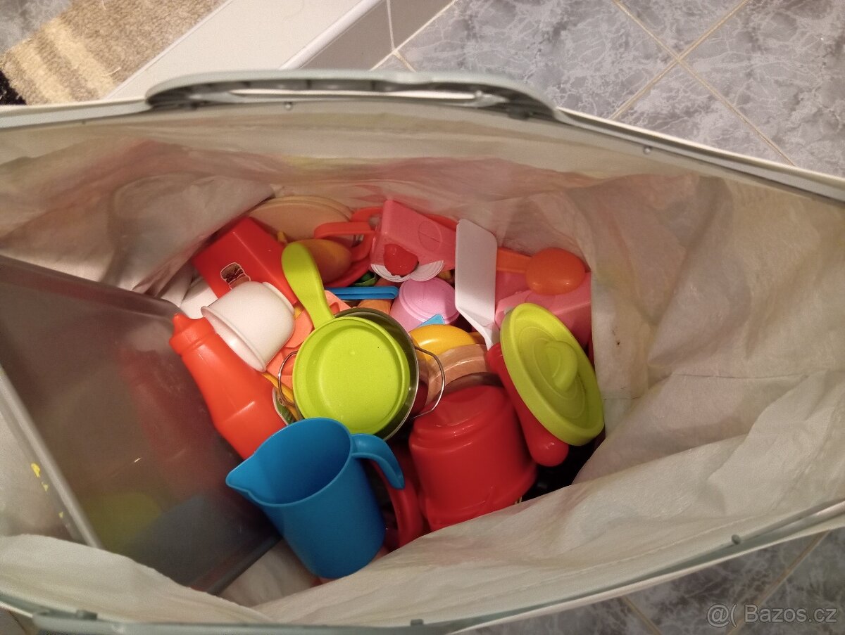 Dětská dřevěná kuchyňka - 8