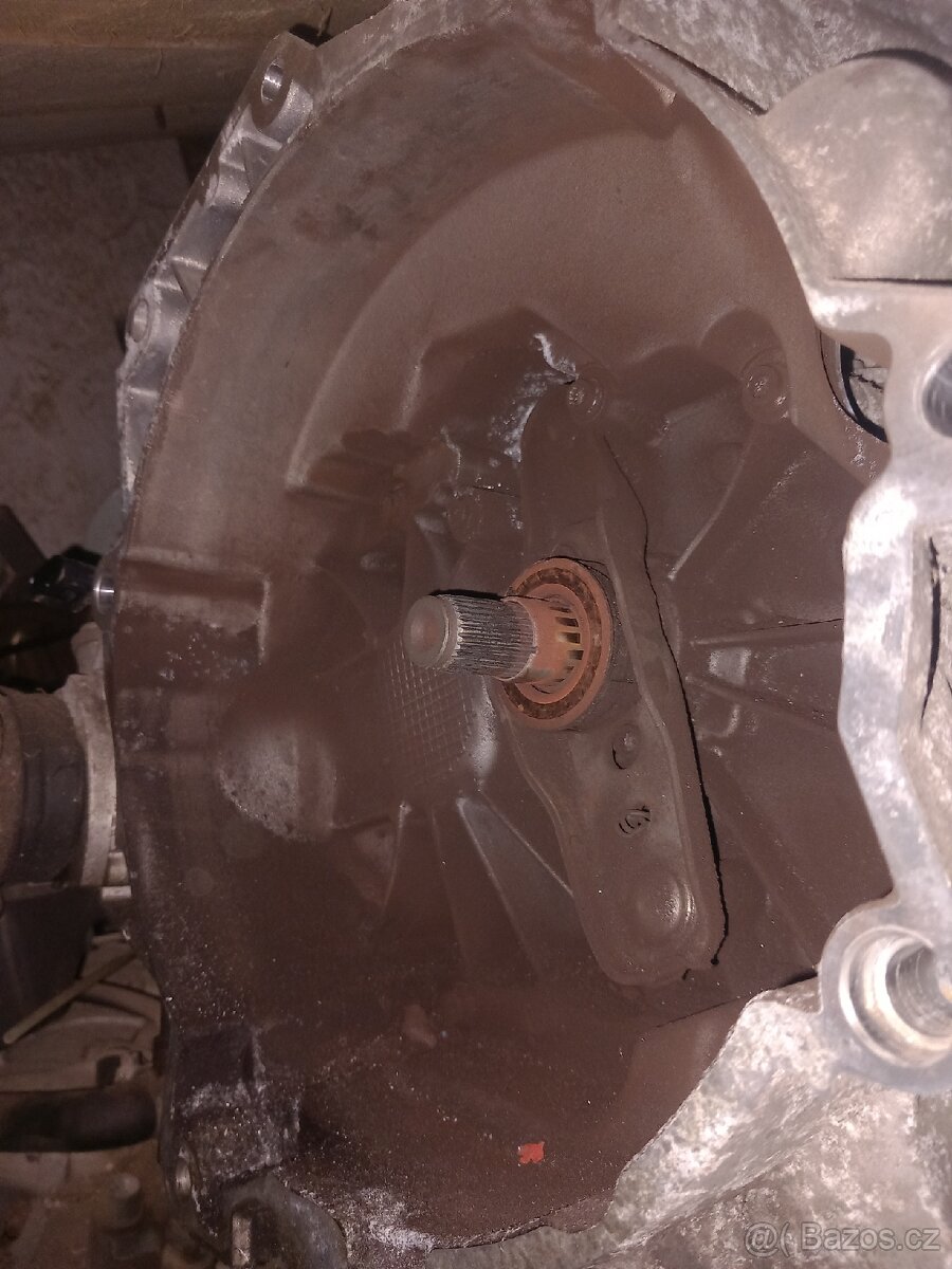 převodovka BZG a komponenty motoru - 8