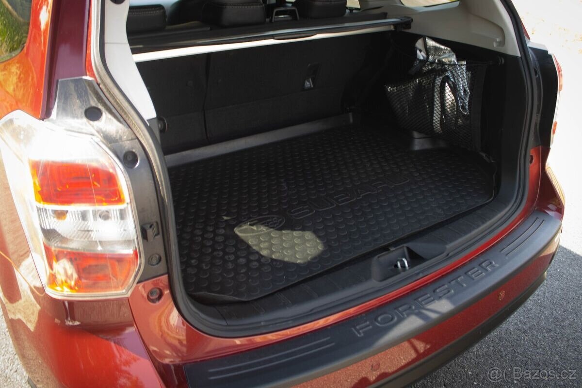 Subaru Forester 2,0 XT AWD - 8