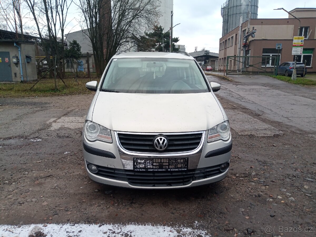VW Touran - 8