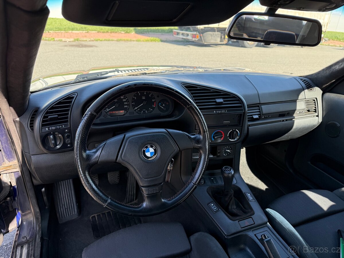 BMW E36 Coupe 320i - 8