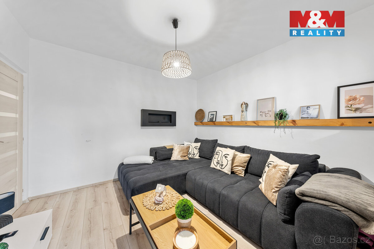 Prodej bytu 2+1, 61 m², Děčín, ul. Žerotínova - 8