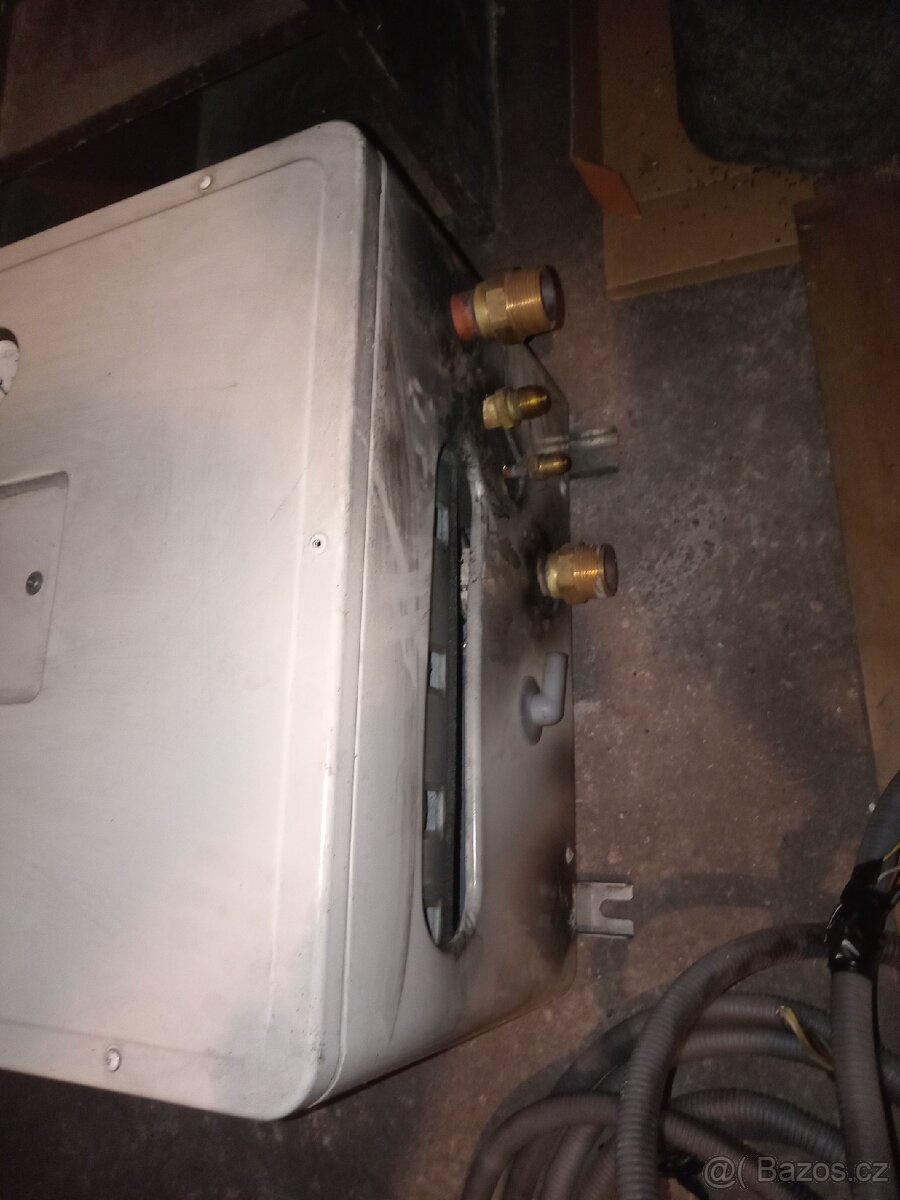 Tepelné čerpadlo Toshiba HWS-1403 H8-E - 8