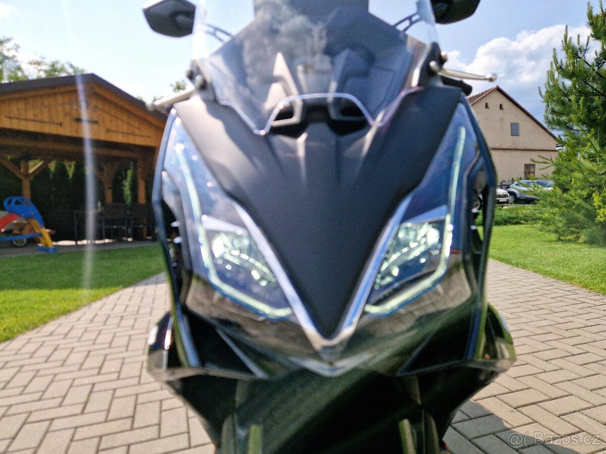 Kymco DOWNTOWN GT 125i ABS model 2025 - 8