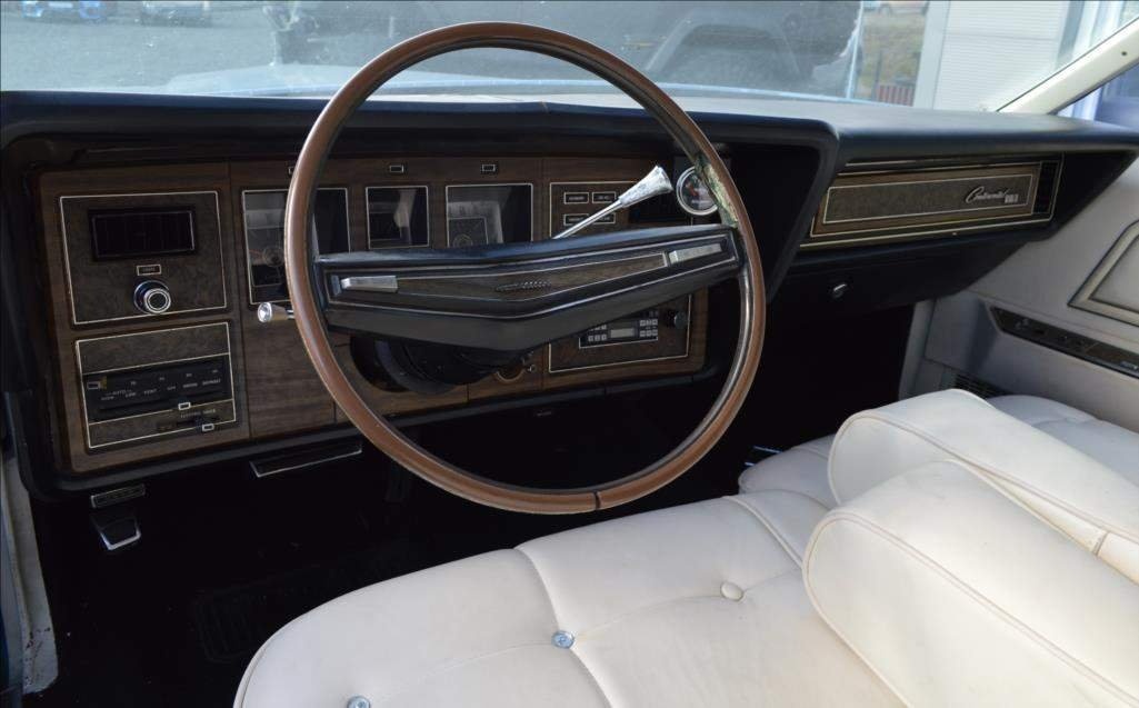 Lincoln Continental Mark IV. 7,5 V8 (158 kW) 1974 - 8