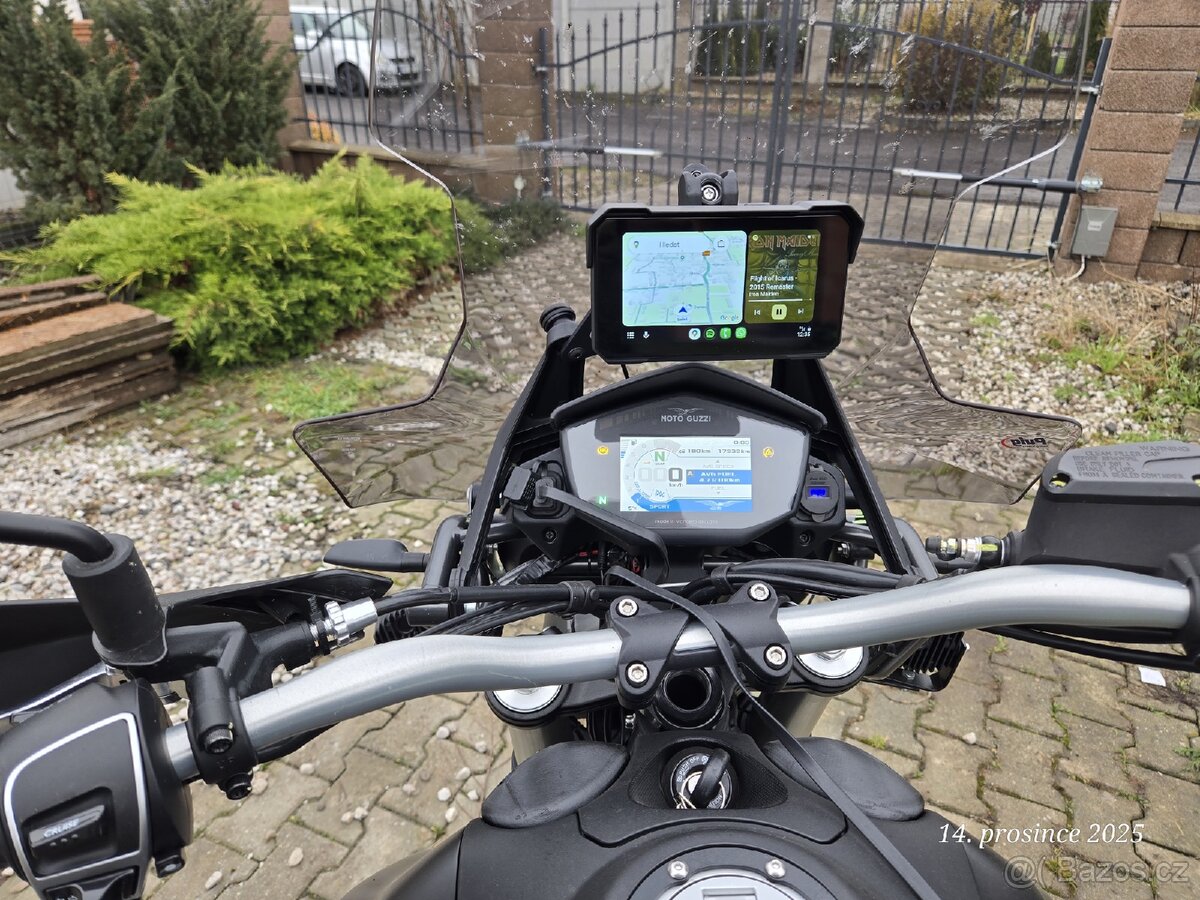 Moto Guzzi V85TT - 8