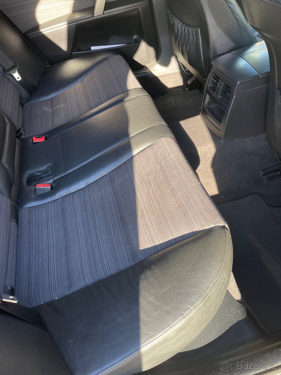 BMW e60 525i - 8