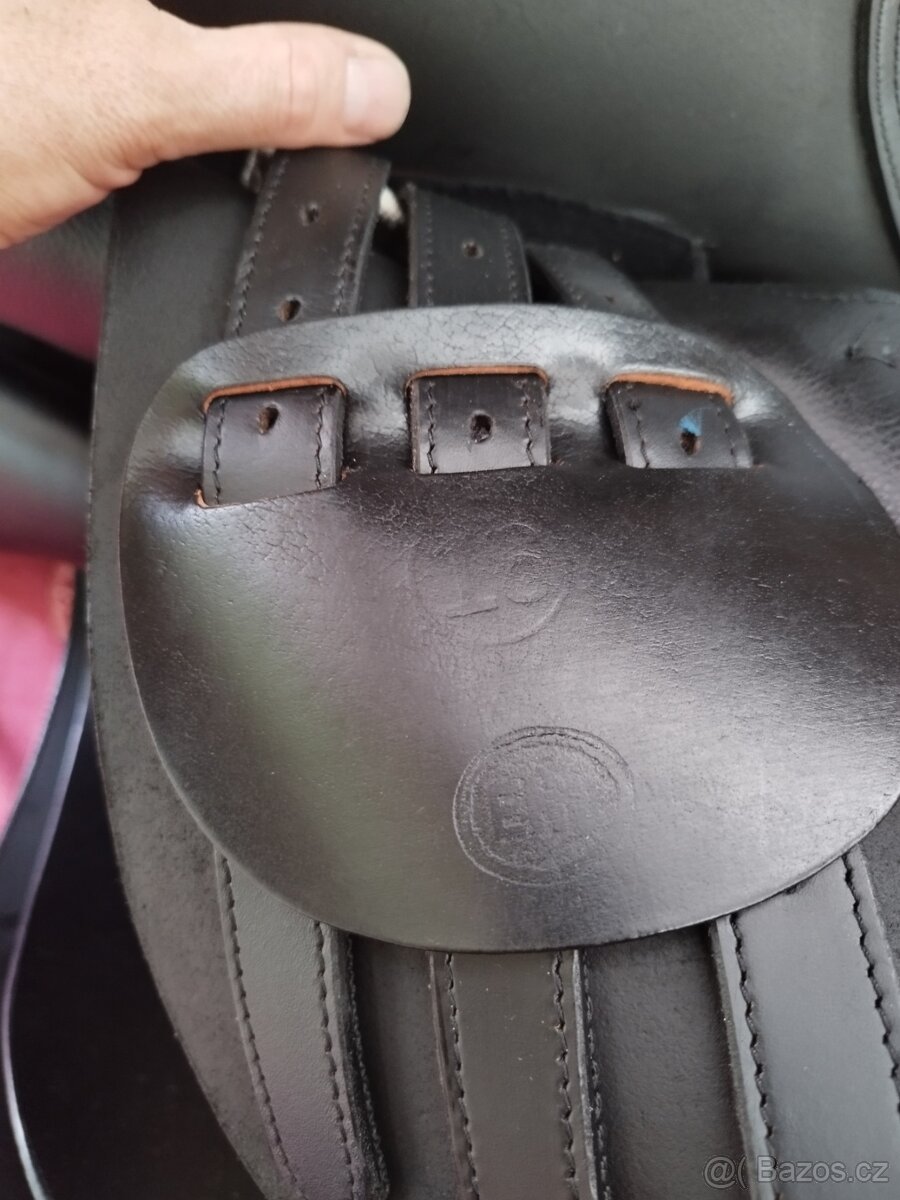 Anglické univerzální drezurní kožené sedlo - 8