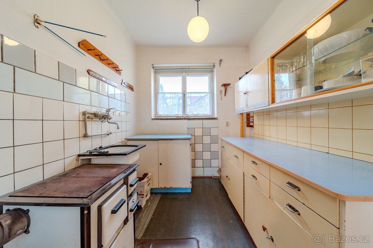 Rodinný dům, zahrada, Vejprnice - 8