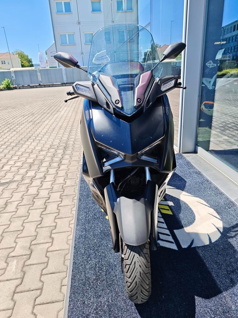 Yamaha X-Max 125 TECH MAX - 8