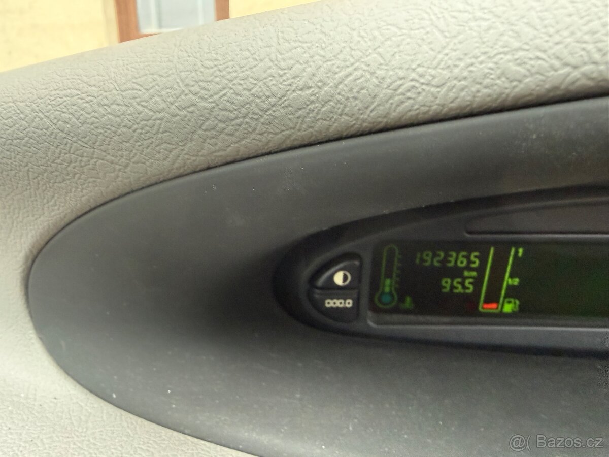 Citroen Xsara Picasso 1.6hdi 80 kW - 8