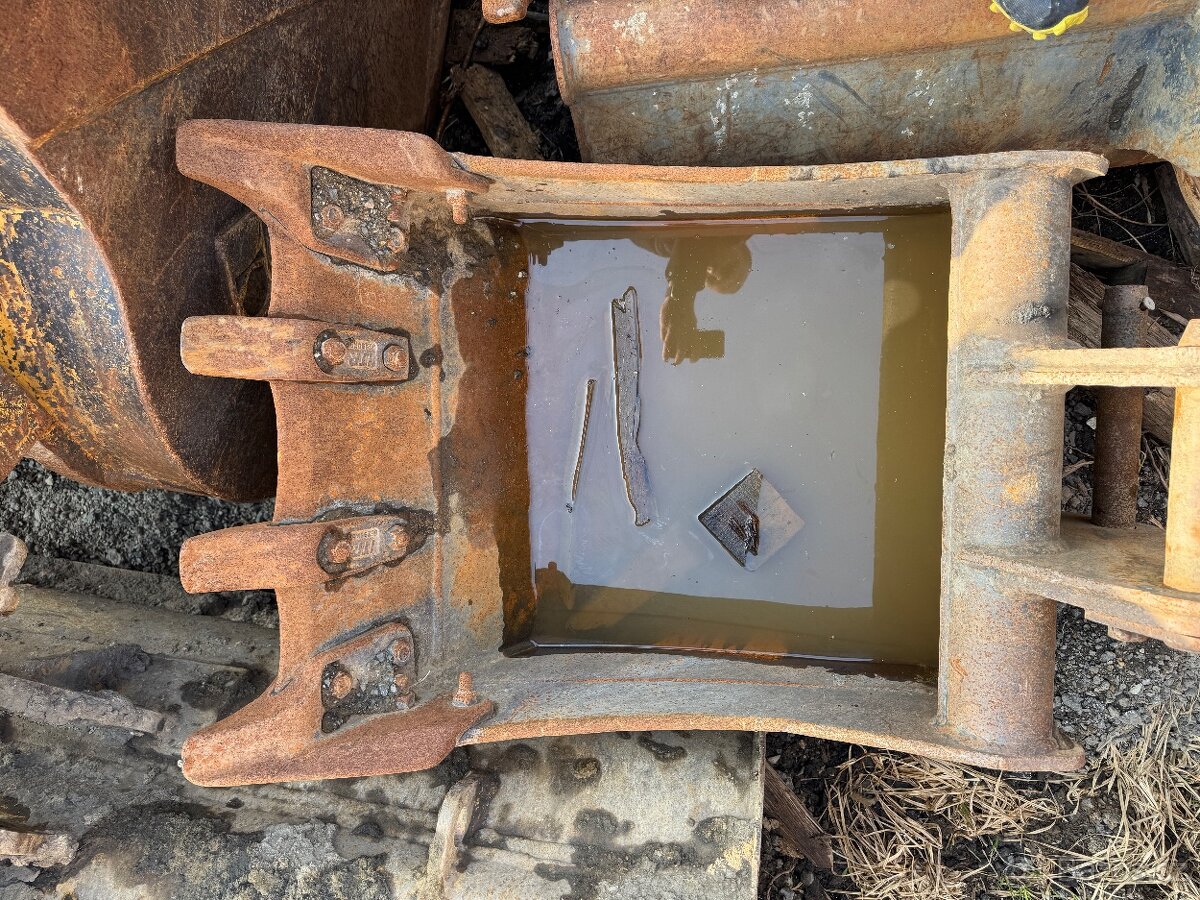 Lopaty, lžíce Komatsu - 8