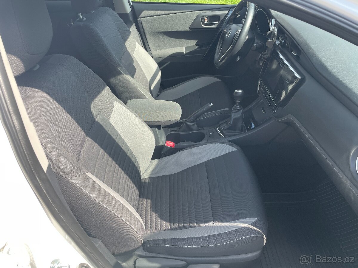 Toyota Auris 1,6 97kW, r.v.12/2016, 93.200km - 8
