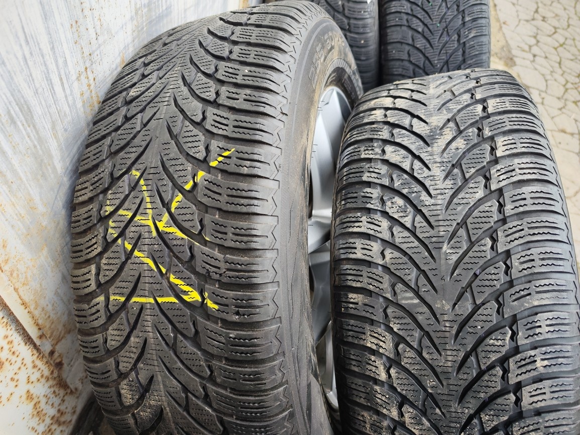 18"zimní alu 5x108 origo Volvo XC60 2.gen 235/60 Nokian - 8