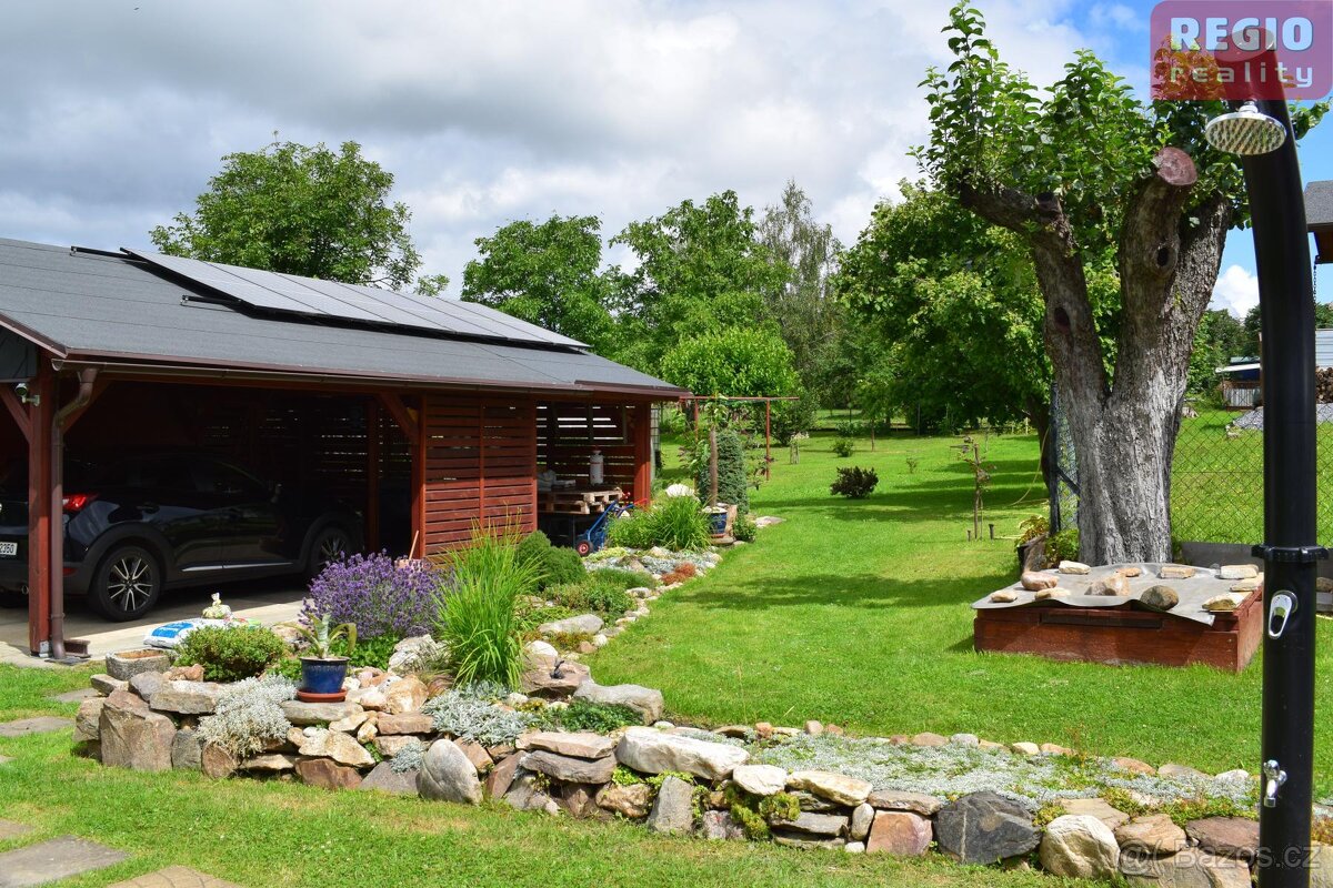 Prodej chalupy s číslem popisným ,na krásném místě v obc - 8