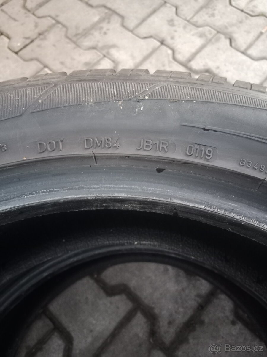 235/50/19 - 8