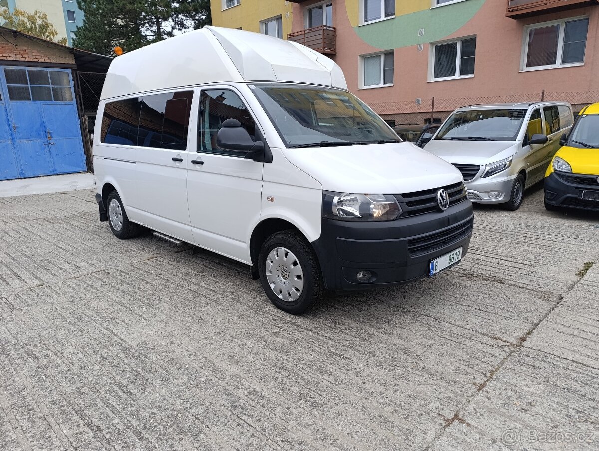 Volkswagen Transporter T5 8 míst 103kw - 8