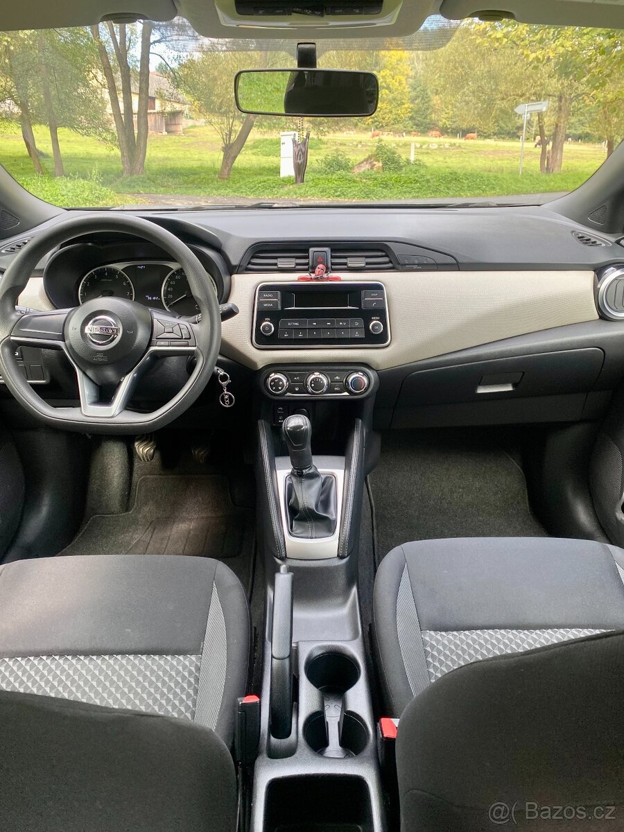 Nissan Micra 1.0 - 8