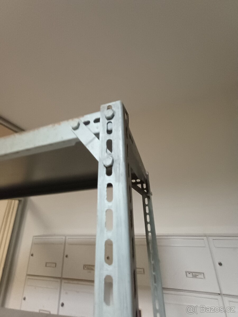 Prodáme celokovový šroubovaný regál - 8
